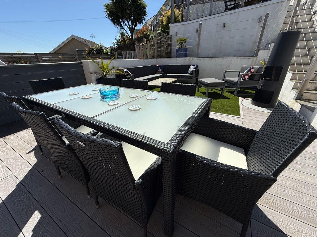 Plunch Lane, Mumbles, Swansea, SA3 4JE